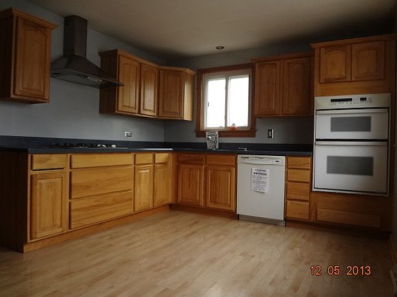 3rd image of 416 N Prater Ave