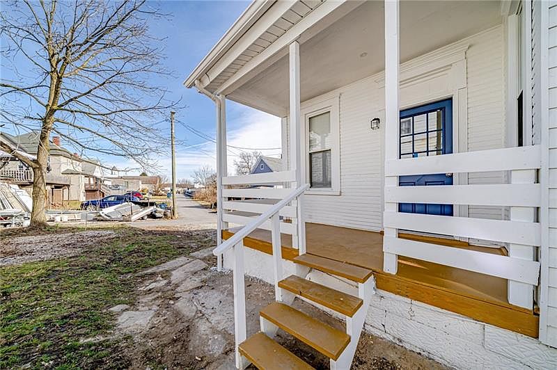 206 Depot St, Youngwood, PA 15697 Zillow