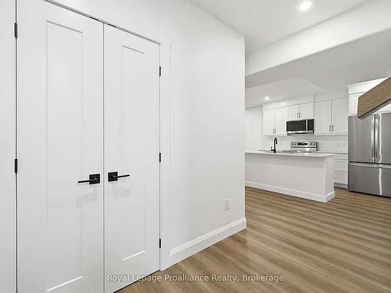 90B Lywood St #LOWER — Photo 7