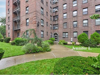 25-18 Union St APT 3F, Flushing, NY, 11354
