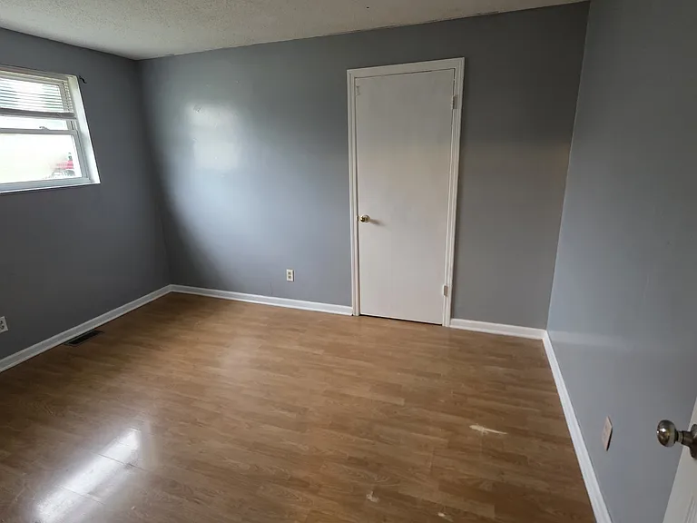 5036 Miller St — Photo 8