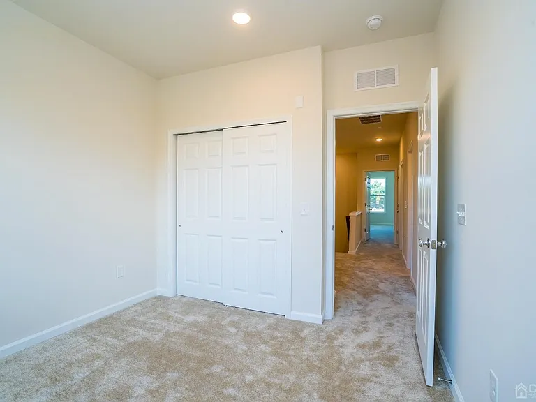 218 Peyton Pl — Photo 15