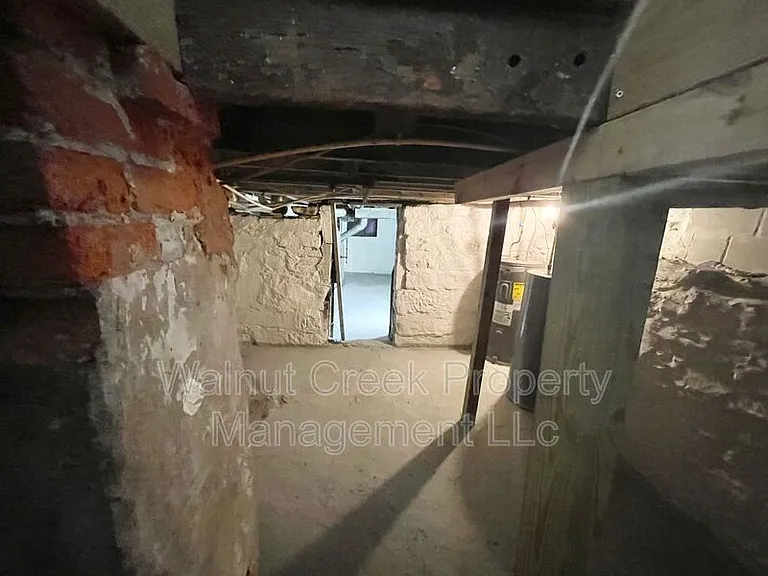 410 W 14th St #DOWN — Photo 14