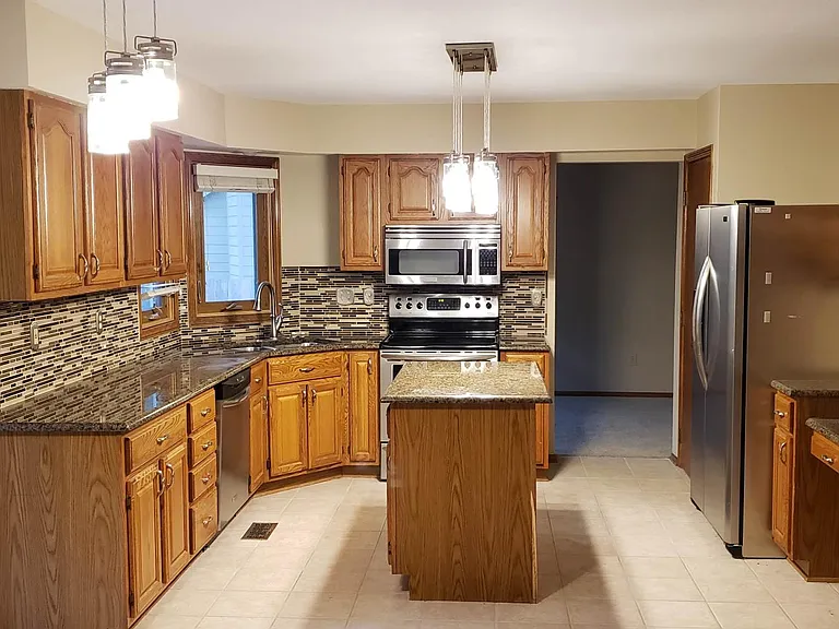 9020 Iltis Dr — Photo 13