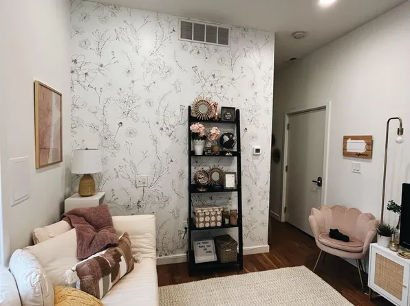 1629 Spruce St APT 6, Philadelphia, PA 19103