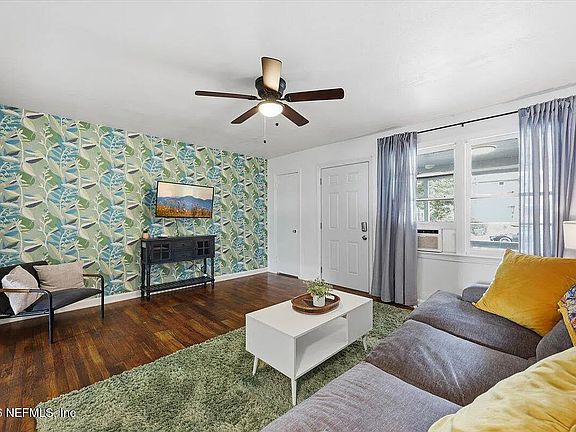 3rd image of 1266 Donald St #1264