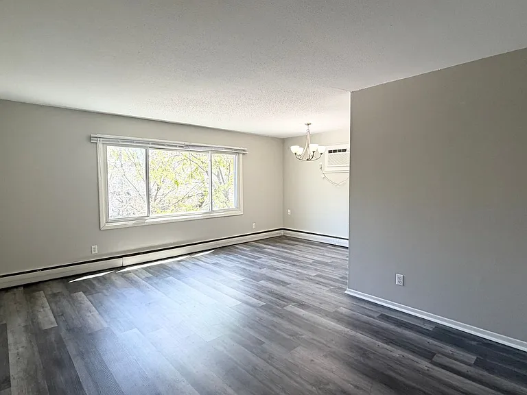 Powderhorn Park Apartments — Photo 26