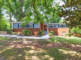 424 Allgood Cir, Stone Mountain, GA 30083