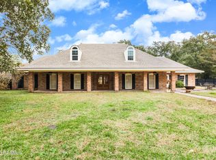 611 Loreauville Rd, New Iberia, LA 70563