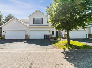 7498 Derby Ln, Shakopee, MN 55379