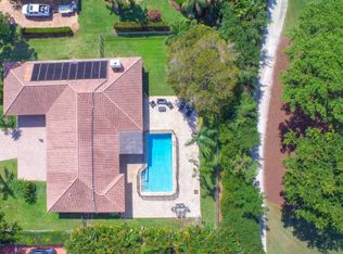 10539 Pine Tree Ter, Boynton Beach, FL 33436