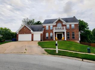 6 Broadridge Ct, Florissant, MO 63033