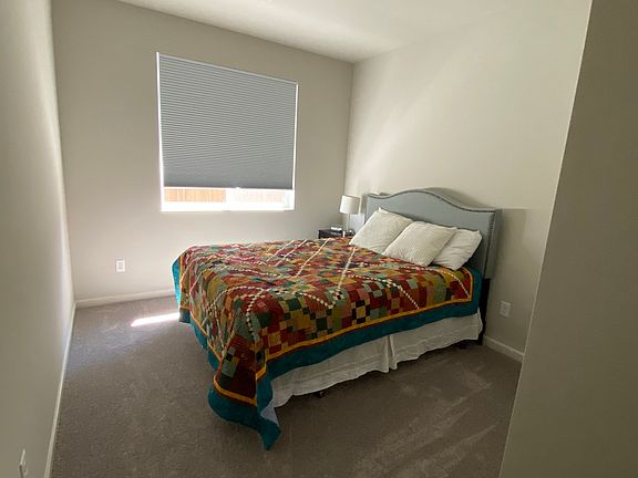 5th image of 4093 SW Reindeer Ave