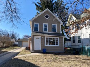 24 Cottage Pl, Englewood, NJ 07631