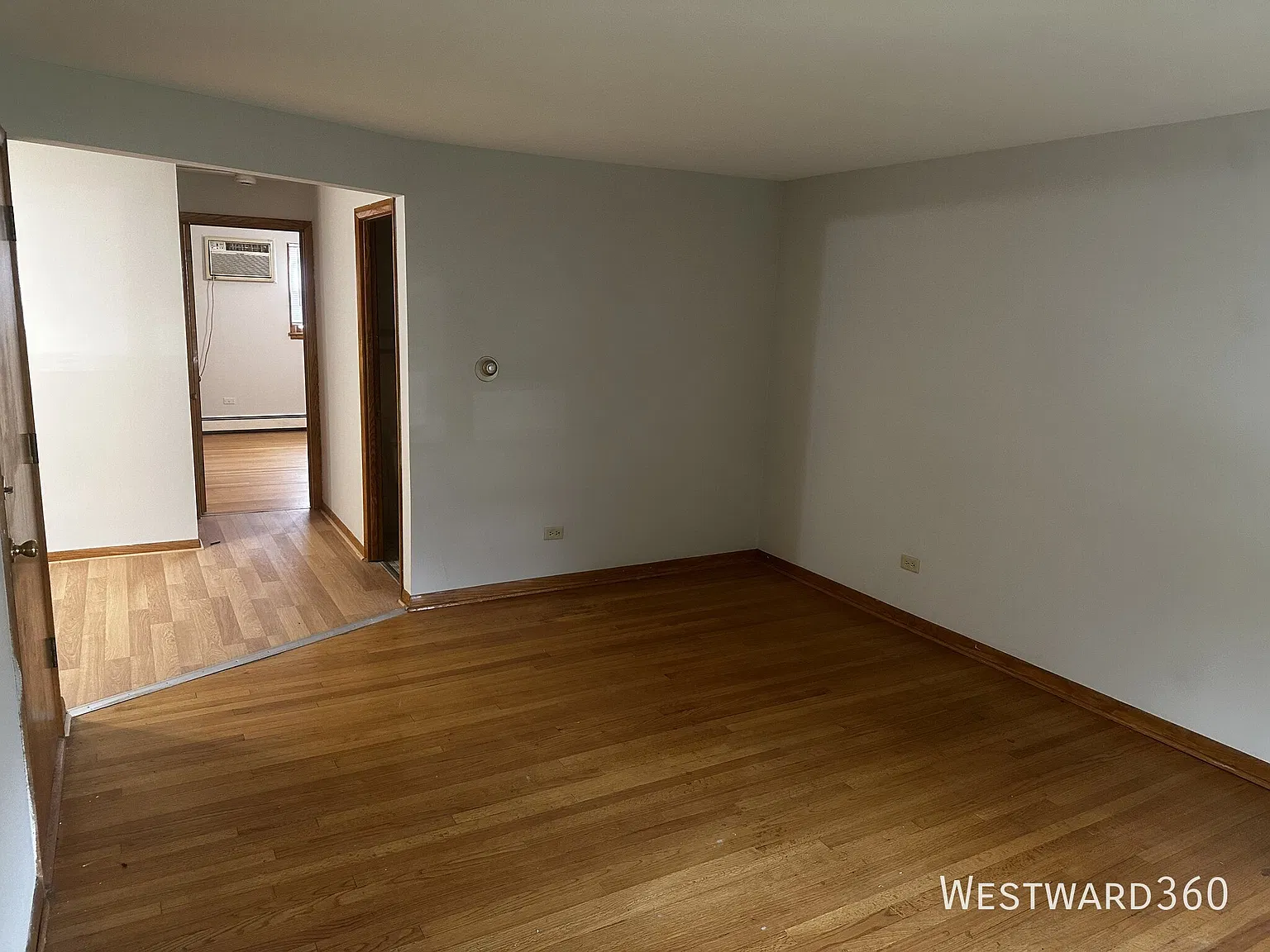 "Available Now / Riverdale/Dolton / 1 Bed / 1 Bath" — Photo 4