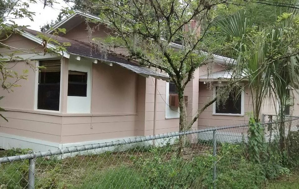 1st image of 5656 Myakka Ave