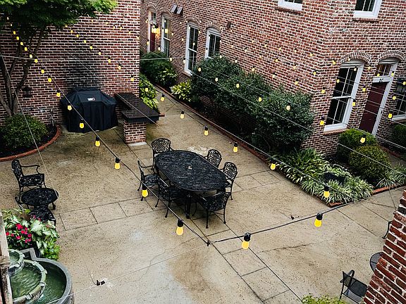 4th image of 450 Railroad Ave Unit 3-B