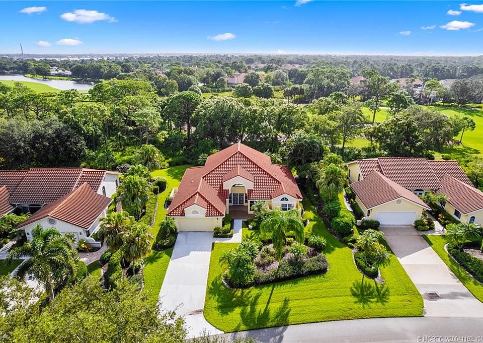 1st image of 1602 NW Sweet Bay Cir