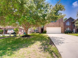 915 Summer Wood Blvd, Conroe, TX 77303