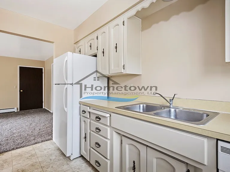 2433 E Stowe Ct #2 — Photo 6