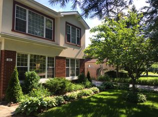20 Glenview Rd, Glenview, IL 60025