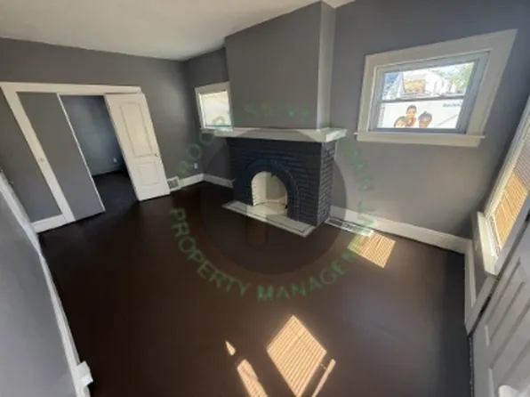 3412 E 147th St APT 1, Cleveland, OH 44120