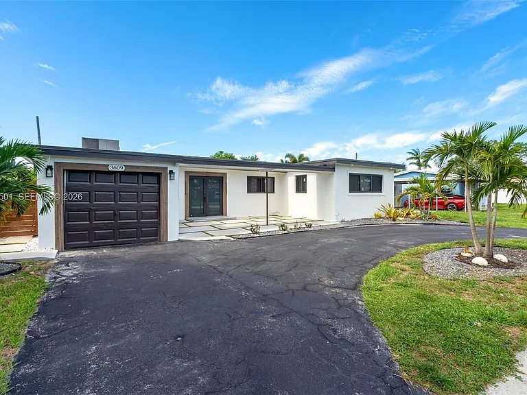 3609 SW 23rd St — Photo 31