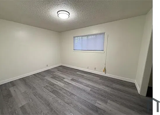 2 bed, 850 sqft, $2,400 — Photo 4