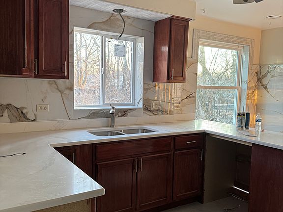 4th image of 5100 N Central Park Ave Unit 1