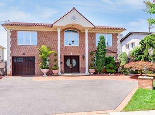 3300 Hewlett Ave, Merrick, NY 11566