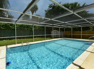 2437 Idlewild Rd, Palm Beach Gardens, FL 33410