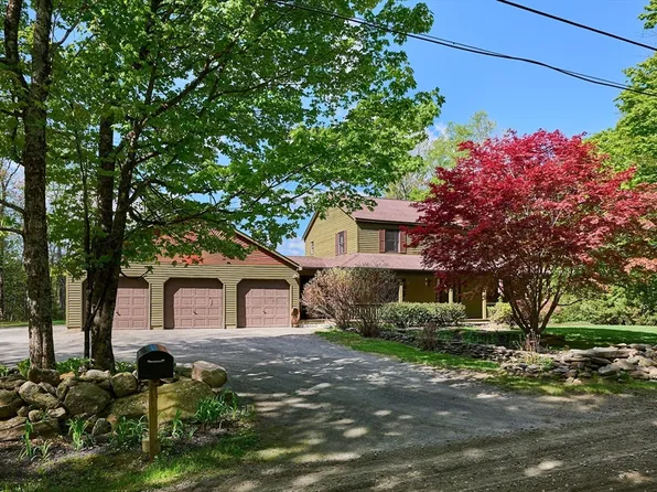 274 Goss Hill Rd, Huntington, MA 01050