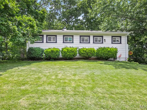 6240 Antire Rd, High Ridge, MO 63049