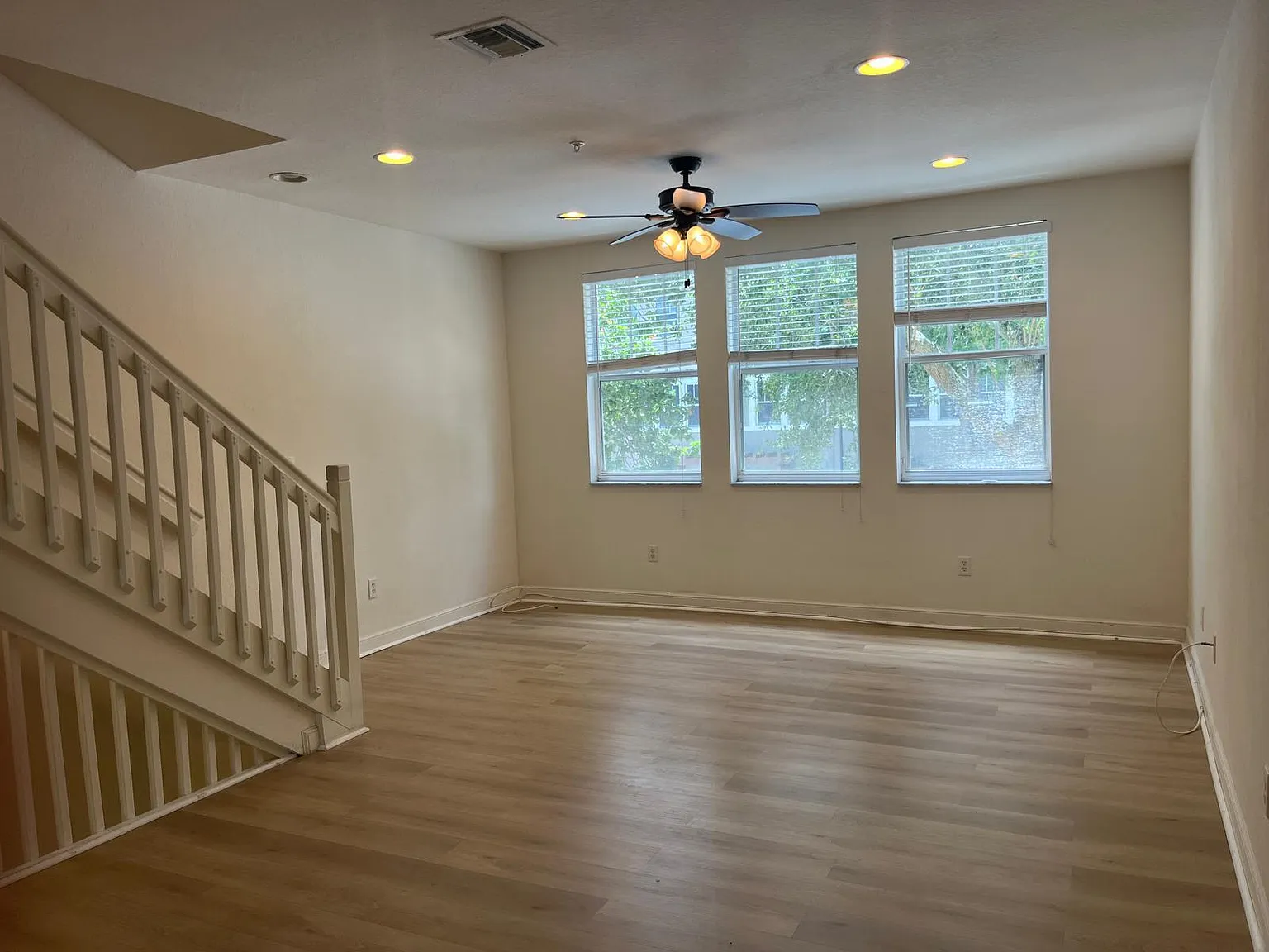 2 bed, 2.5 bath, 1326 sqft, $2,650 — Photo 4