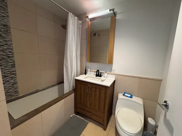 350 West 42nd Street image 4 of 13