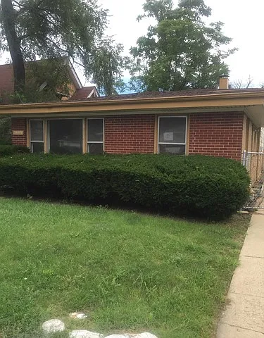 15019 Wood St photo 1