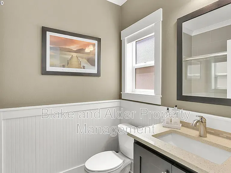 3938 NE 66th Ave — Photo 6