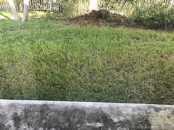 2nd image of 2072 NE 167th St