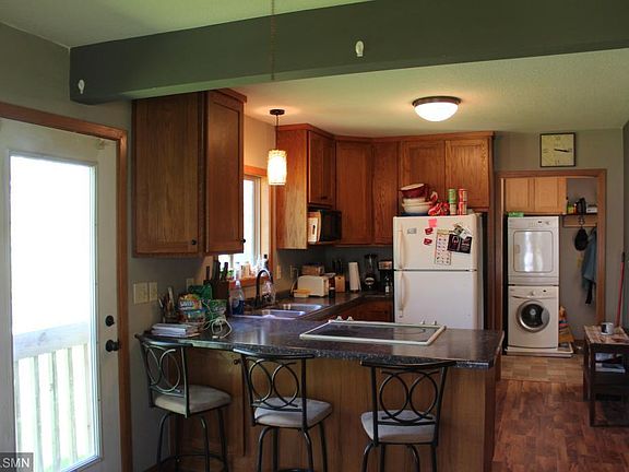 3rd image of 205 E Summit Ave