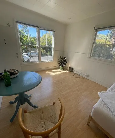 510 E Victoria St #A — Photo 1