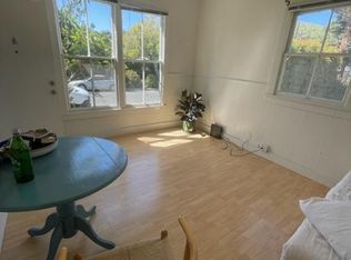 510 E Victoria St #A, Santa Barbara, CA 93103