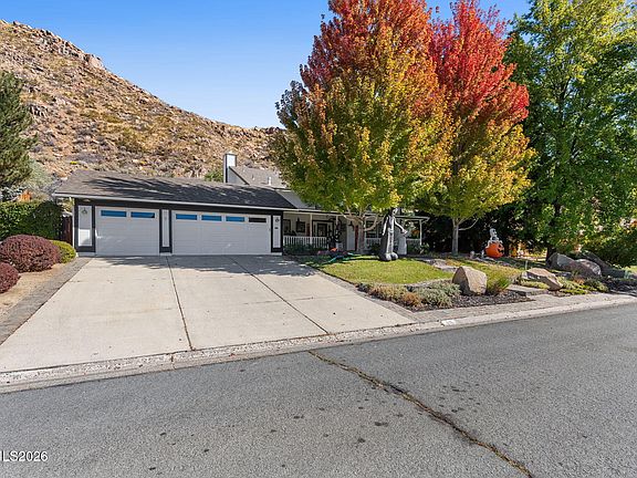 4th image of 315 Cliff View Ct