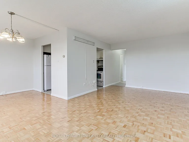 10 Sunny Glen Cres #909 — Photo 19