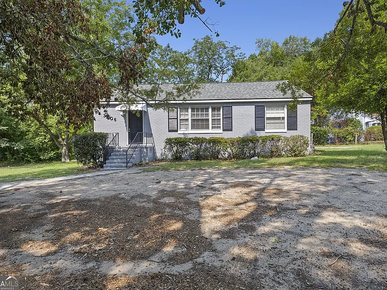 3306 Guthrie Dr — Photo 1
