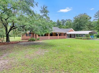 790 Lake Gale Dr, Midway, GA 31320