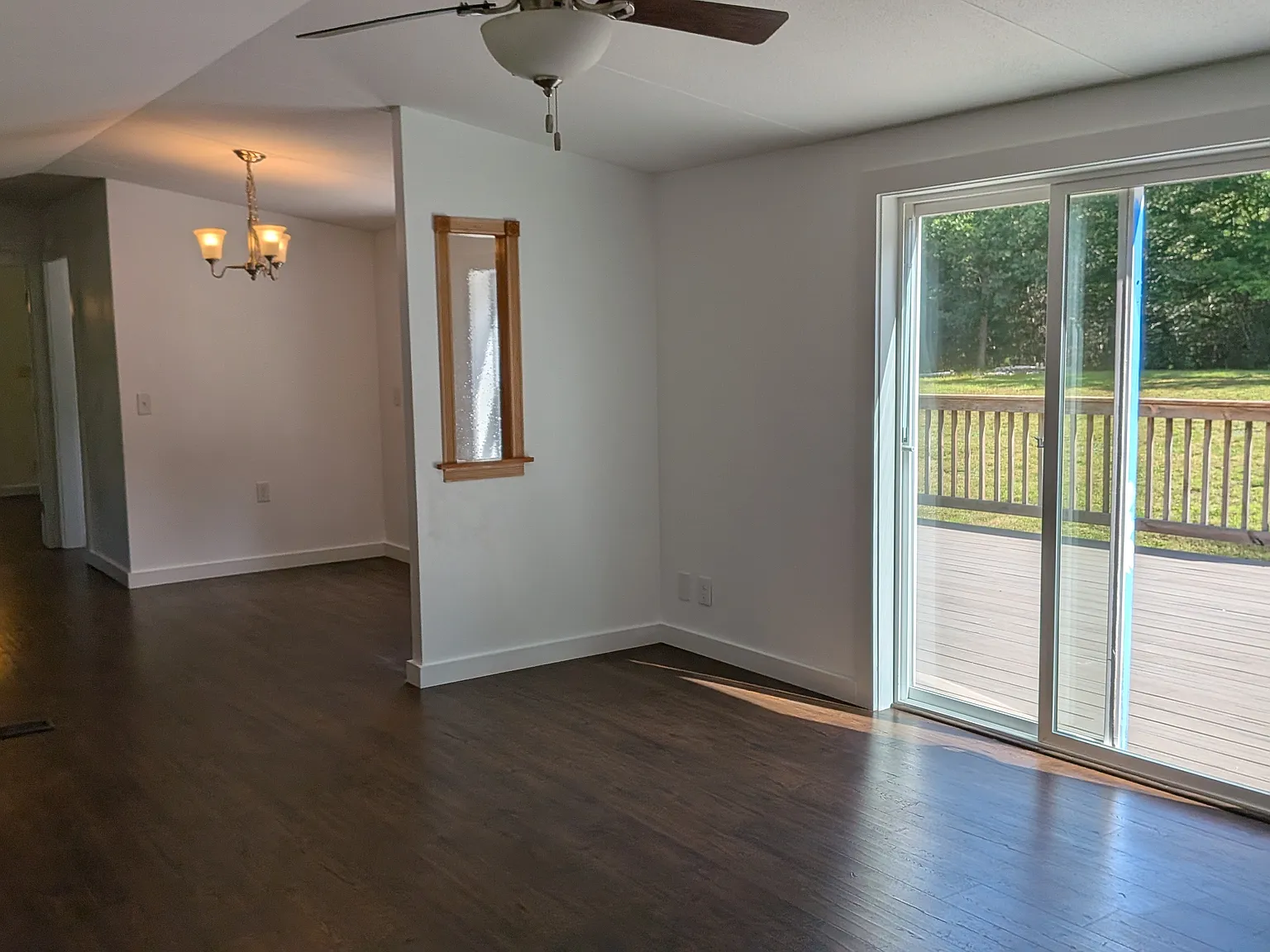 3 bed, 1064 sqft, $2,200 — Photo 4