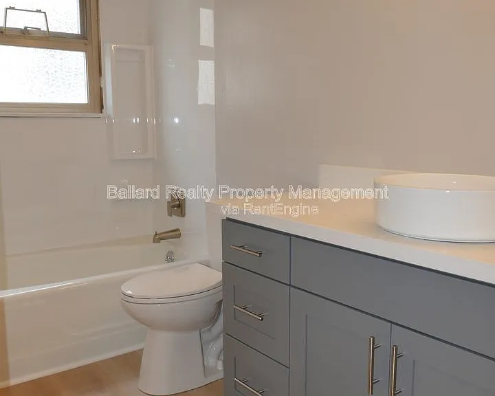 2233 NW 59th St #3 — Photo 12