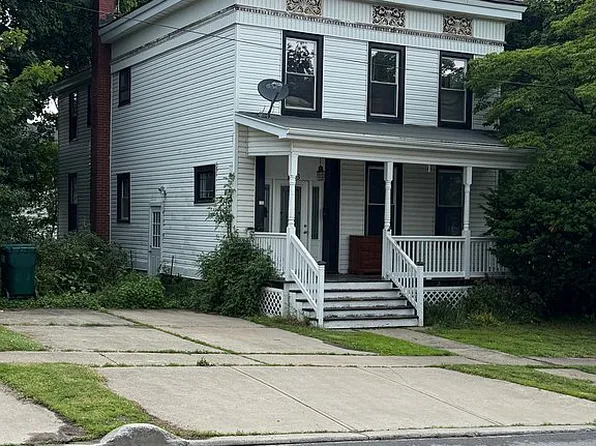 113 E Mohawk St, Oswego, NY 13126