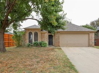764 Texas Oak Trl, Lake Dallas, TX 75065