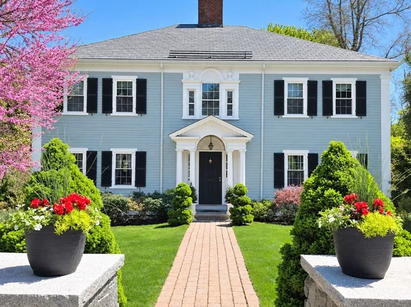 26 Prentiss Ln, Belmont, MA 02478